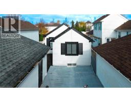 133 WAKE ROBIN Drive - 6