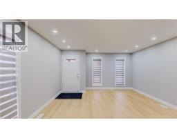 133 WAKE ROBIN Drive - 9