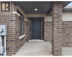 77 BORDEAUX Place - 3