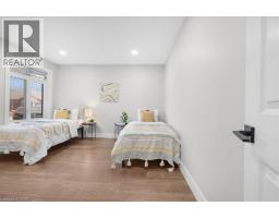 77 BORDEAUX Place - 30