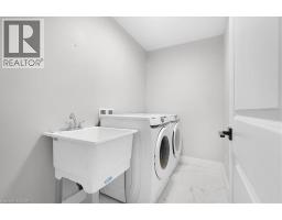 77 BORDEAUX Place - 34