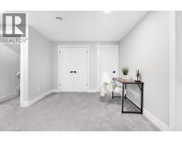 77 BORDEAUX Place - 39