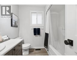 256 GREY FOX Drive - 23