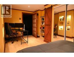 11 APPLE RIDGE Drive - 38