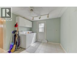 386 PEEL Street - 17