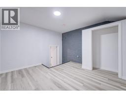 115 COURTNEY Street - 13