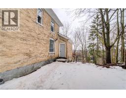 115 COURTNEY Street - 2