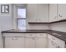 115 COURTNEY Street - 9