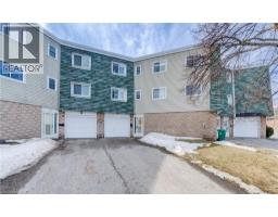 60 ELMSDALE Drive UnitNo. 11 - 2