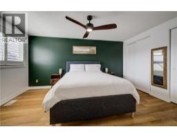 60 ELMSDALE Drive UnitNo. 11 - 28