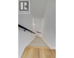 60 ELMSDALE Drive UnitNo. 11 - 32