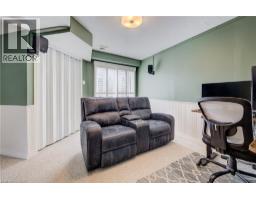 60 ELMSDALE Drive UnitNo. 11 - 7