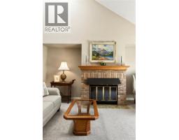 105 WILSON Street W UnitNo. 20 - 9