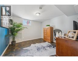 27 GRAYWOOD Court - 29