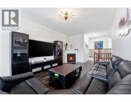 420 ARMSTRONG Street W - 2