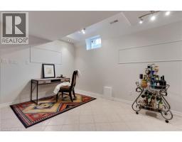 116 LENA Crescent - 34