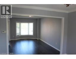 529 BURNETT Avenue - 4