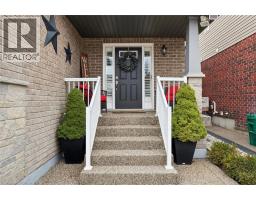 14 CASTLEBAY Street - 4