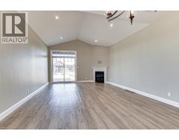 381 ARGYLE Avenue - 14