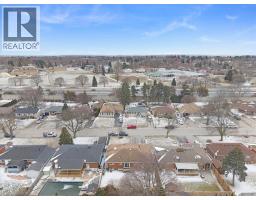 26 WILTSHIRE Drive - 42