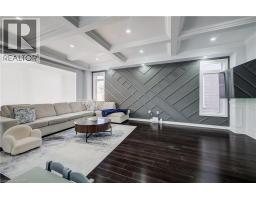 524 LINDEN Drive - 8