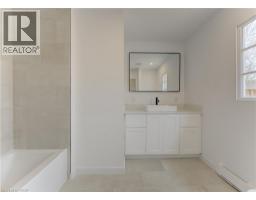 67 LOUISA Street - 10