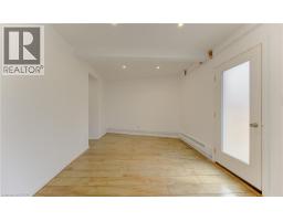 67 LOUISA Street - 16