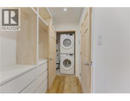 67 LOUISA Street - 19