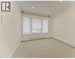 67 LOUISA Street - 24