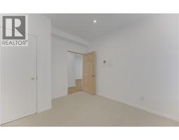 67 LOUISA Street - 25