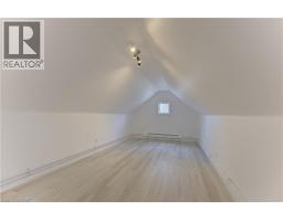 67 LOUISA Street - 34