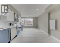 67 LOUISA Street - 4