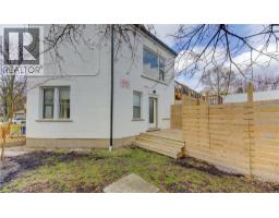 67 LOUISA Street - 42