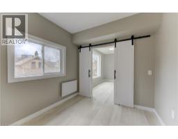 67 LOUISA Street - 6