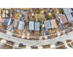 25 CARTER Crescent - 44