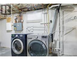 7 CARDILL Crescent - 30