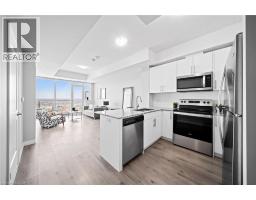 60 CHARLES Street W UnitNo. 2712 - 8