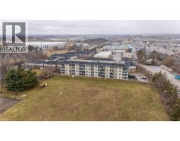 16 MARKLE Crescent UnitNo. 504 - 33