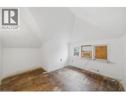 203 BROCK Street - 19