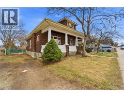 203 BROCK Street - 2