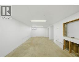 203 BROCK Street - 25