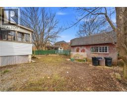 203 BROCK Street - 28