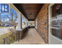 203 BROCK Street - 3