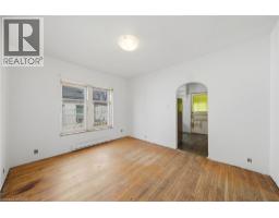 203 BROCK Street - 8