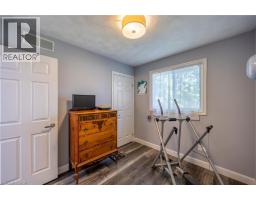 15 DAVIS Street - 16