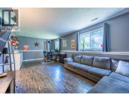 15 DAVIS Street - 23