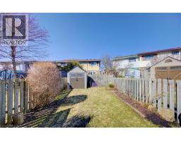 226 LINDEN Drive - 32