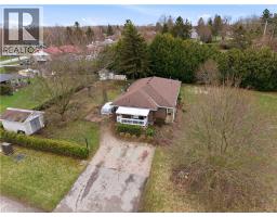 29 BRANCHTON Road - 32