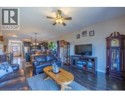 14 LAFAYETTE Street E - 11