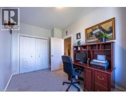 14 LAFAYETTE Street E - 17